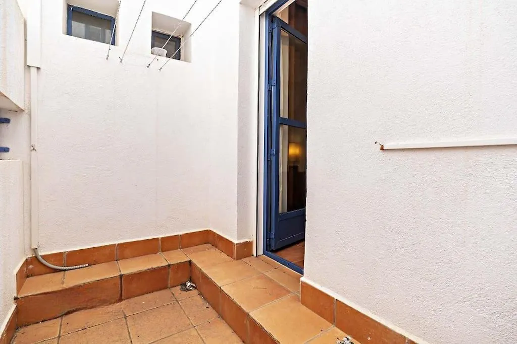 شقة لاس نيغراس  في Apartamento A 100 Metros De La Playa Con Garaje